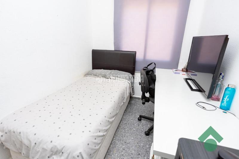 Foto a009269b-2cd5-44a1-a155-98da3cb872dd. Casa pareada casa en venta en San García Algeciras