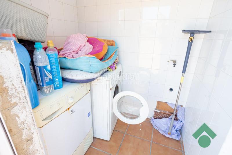 Foto d9dbdb80-a9b2-434c-9dd5-35da2b388a2d. Casa pareada casa en venta en San García Algeciras