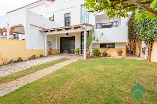 Casa aparellada a San García. Casa en venta en algeciras