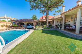 Maison jumelée à San García. Casa en venta en algeciras