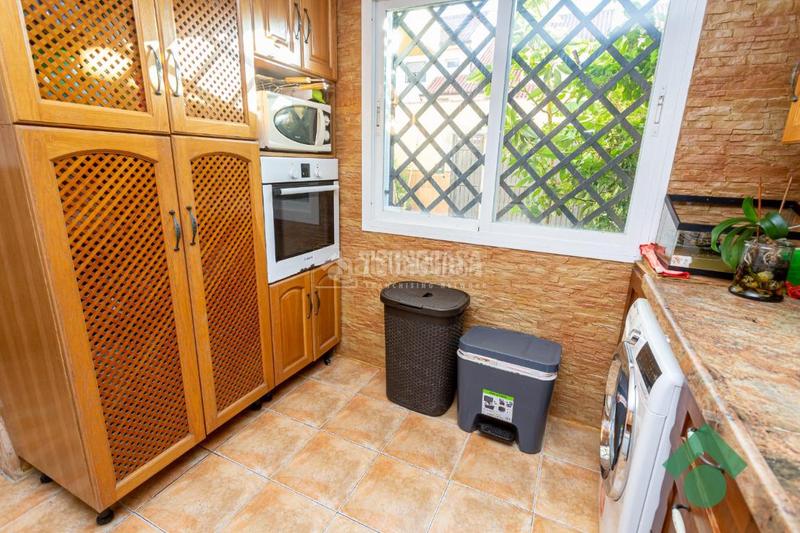 Foto 09f08d19-2c41-4845-9f3e-23f13f3f6931. Casa pareada casa en venta en San García Algeciras