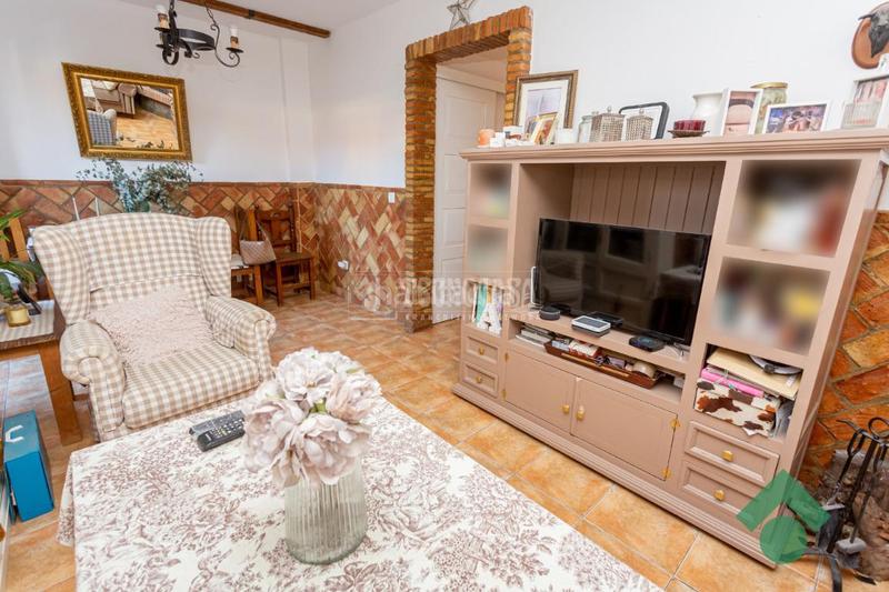 Foto 103db7dd-370e-4088-b80a-5b7e789f7e0d. Casa pareada casa en venta en San García Algeciras
