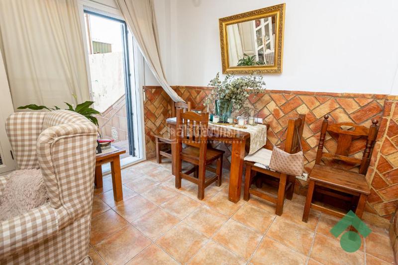 Foto 588ef48b-5c81-40b4-a737-ba021f1022e3. Casa pareada casa en venta en San García Algeciras