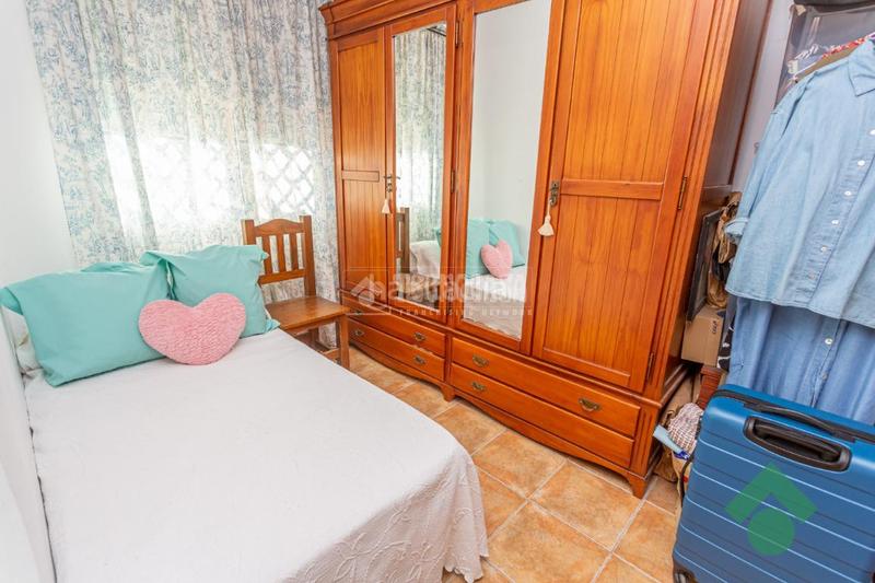 Foto a5341e12-3b2e-4948-a6fe-87bbdaab77f7. Casa pareada casa en venta en San García Algeciras