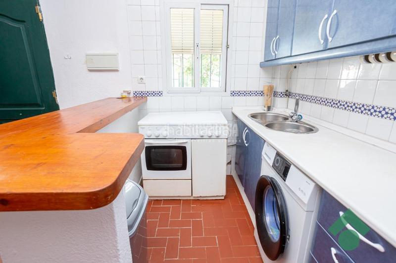 Foto 52039d29-e504-4c1f-a106-8bb8d7fbabd6. Casa aparellada amb piscina a San García Algeciras