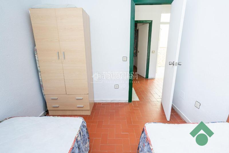 Foto 639754b0-690b-469d-8141-568eed1732bd. Casa aparellada amb piscina a San García Algeciras