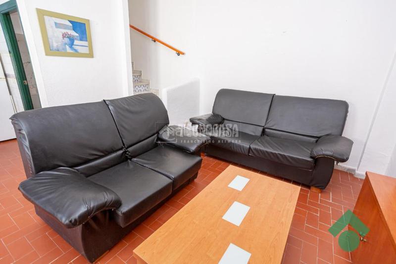 Foto 88fc9813-2012-4ca2-b05f-1762005e9491. Casa aparellada amb piscina a San García Algeciras