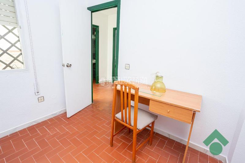 Foto d4a080f3-c506-4528-bc3e-fe494d6e0d06. Casa aparellada amb piscina a San García Algeciras