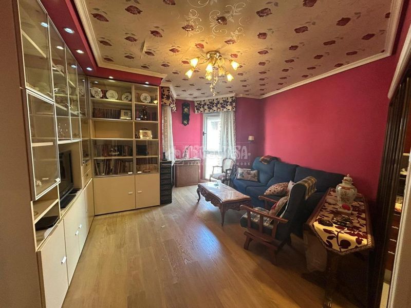 Foto e73bb198-18db-476a-82a2-e083d64a38a1. Pis amb calefacció piscina a Pacífico Madrid