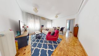 Etagenwohnung in Pacífico. Piso en venta en madrid