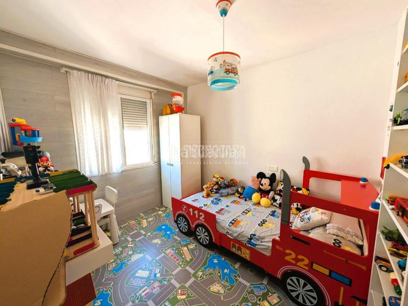 Foto 0a7b2cc3-8d72-4468-9c39-d3ba04bb5b7d. Pis a Alaquàs