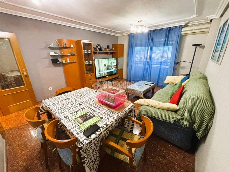 Foto 2f06ffa8-9354-4819-8726-e86d8748f1a3. Piso  en venta en Aldaia