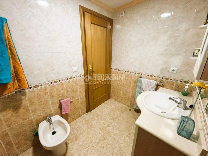 Foto d262bec1-1cf4-4021-97b5-75a9817ba060. Piso  en venta en Aldaia