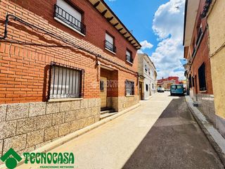 Casa bifamiliare in Navalmorales (Los). Casa en venta en los navalmorales
