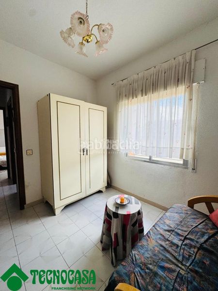 Foto dda9595f-0341-4474-83f1-f2187e87ef69. Casa aparellada a Navalmorales (Los)