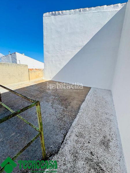 Foto 0bc85a43-cde4-4a9f-95f2-8f122bacdecd. Casa aparellada a Urda