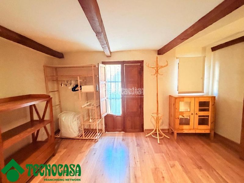Foto d8c12964-56e7-4fba-a592-10a82f85be7e. Piso  en venta en Casco Histórico Toledo