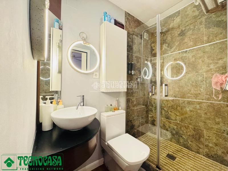 Foto ead3914f-e867-41bd-8710-3b975ac3ae12. Piso  en venta en Casco Histórico Toledo