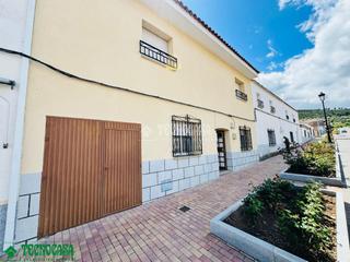 Maison jumelée à Navahermosa. Casa en venta en navahermosa