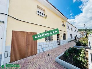 Doppelhaus in Navahermosa. Casa en venta en navahermosa