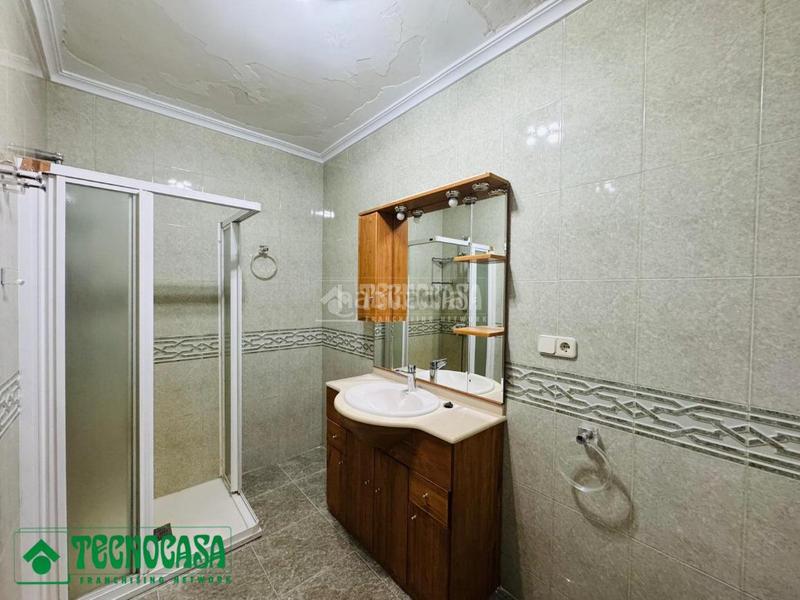 Foto 23637224-0c10-44bb-8ec4-afda4458083f. Pis amb calefacció a Casco Histórico Toledo