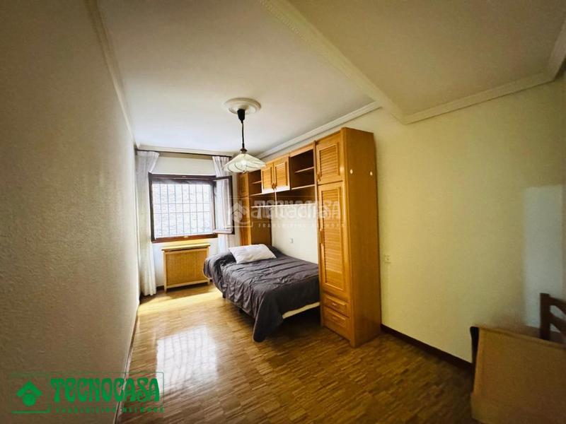 Foto f76023cd-28de-4608-81a1-928e124fe84d. Pis amb calefacció a Casco Histórico Toledo