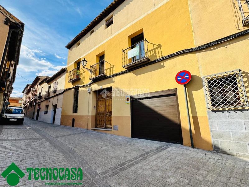 Foto b2b95a68-88f9-4883-bca4-de2261012007. Casa amb calefacció aparcament a Casco Histórico Toledo