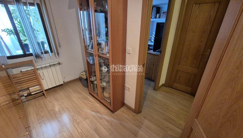 Foto 98e435e2-1663-4e51-9428-523722ff74e9. Piso  en venta en Los Rosales Madrid
