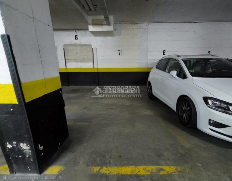 Foto 31b41789-88d7-4be2-abc3-245cbe583ba8. Parking coche boxplaza de garaje en venta en Los Rosales Madrid