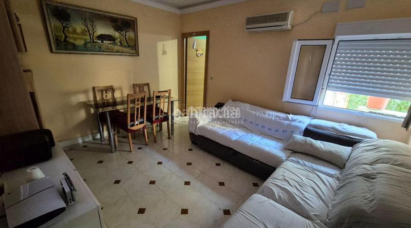 Foto ee421fb9-a9a6-4d8e-9b73-4ef4662de50e. Piso  en venta en Los Rosales Madrid