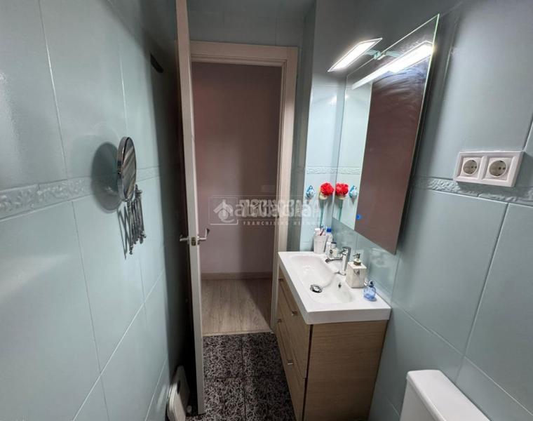 Foto 8e28135a-5572-41d5-9ee5-e7826ed3fa8c. Pis amb calefacció a Los Rosales Madrid