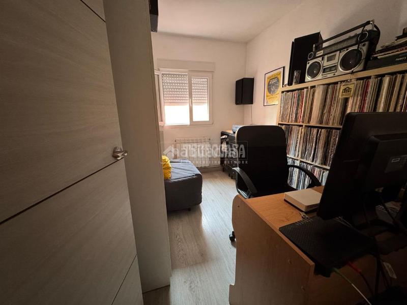 Foto d59977b8-2d9b-4e39-871a-bc9e4811db4a. Pis amb calefacció a Los Rosales Madrid