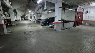 Aparcament cotxe a Los Rosales. Boxplaza de garaje en venta en madrid