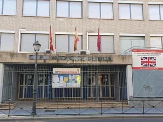 Appartamento in Los Rosales. Piso en venta en madrid