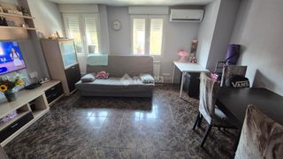 Flat in Los Rosales. Piso en venta en madrid