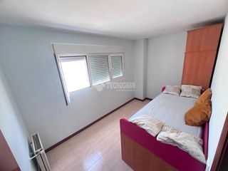 Pis a Los Rosales. Piso en venta en madrid