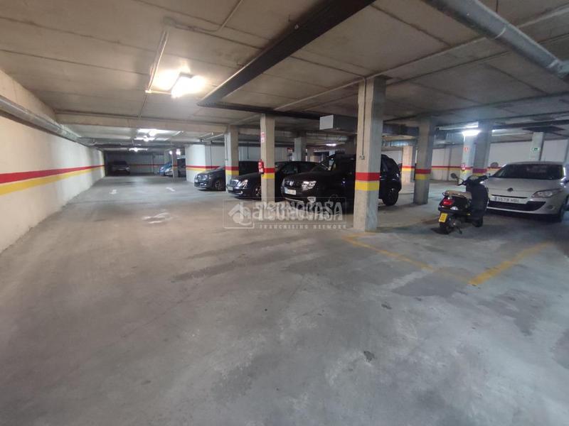 Foto 08bd2ab4-89eb-42d5-bef6-4435a5a22707. Parking coche boxplaza de garaje en venta en Villa de Prado Valladolid