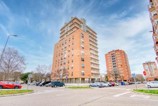 Appartement à Huerta del Rey. Piso en venta en valladolid