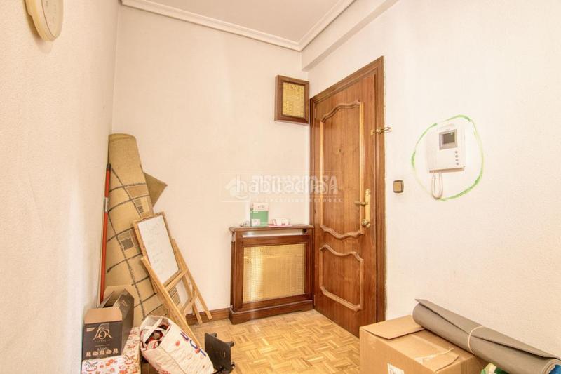 Foto f6b69012-da65-400b-8136-09d02d80cba0. Piso  en venta en Huerta del Rey Valladolid