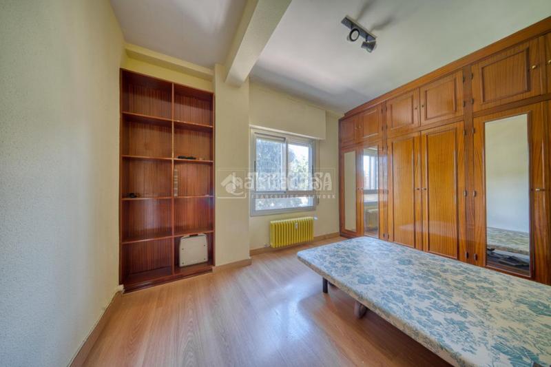 Foto 063818c5-d486-42ca-bf1b-3c547c091145. Pis amb calefacció aparcament a Huerta del Rey Valladolid