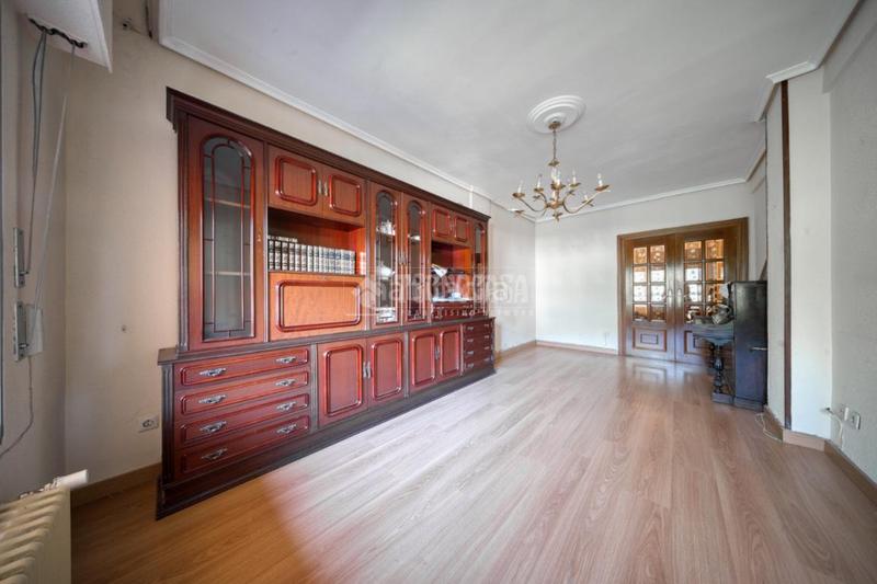 Foto 62ce186a-9056-4fff-8ed5-8a56f78639dd. Pis amb calefacció aparcament a Huerta del Rey Valladolid