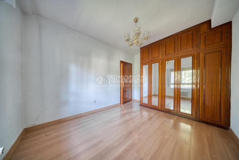 Foto cb42437e-3226-439a-93f5-9b249b082a08. Pis amb calefacció aparcament a Huerta del Rey Valladolid