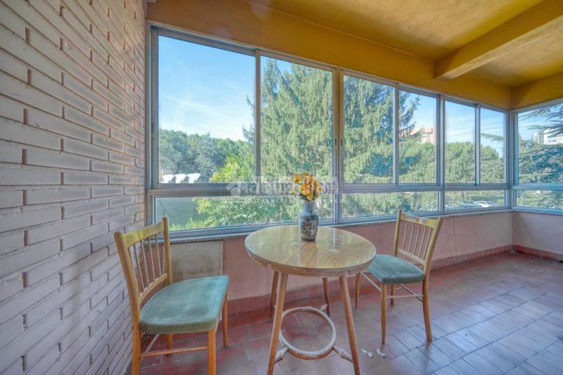 Foto e00c9d59-7b0a-4f84-aa5b-19fcbc7fe9f4. Pis amb calefacció aparcament a Huerta del Rey Valladolid