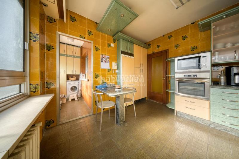 Foto 04ca9187-6232-449e-9fd4-c46ee5f9eb71. Pis amb calefacció aparcament a Huerta del Rey Valladolid