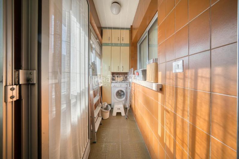 Foto 2754c17e-c4b6-4e8a-9cc2-74be8ce5b014. Pis amb calefacció aparcament a Huerta del Rey Valladolid