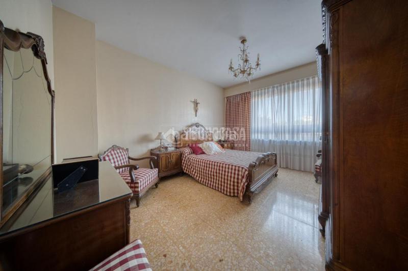 Foto 6fffdc03-7b15-4d8f-aab8-0c9da091b055. Pis amb calefacció aparcament a Huerta del Rey Valladolid