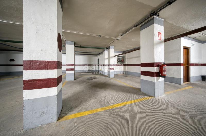 Foto e1ad658a-1d48-44e7-b62c-6289169e4957. Pis amb calefacció aparcament a Huerta del Rey Valladolid