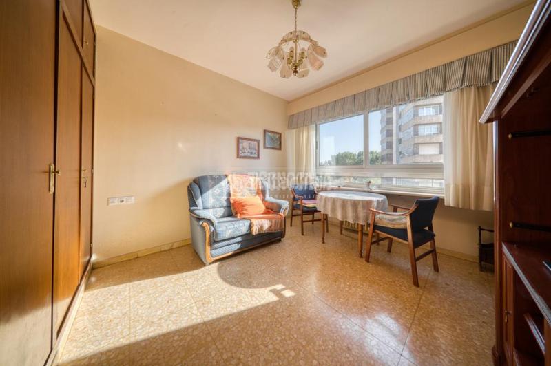 Foto f0218d41-9e38-4fb0-8c80-180aa140e6fe. Pis amb calefacció aparcament a Huerta del Rey Valladolid