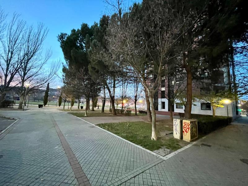 Foto 501bb757-06d2-40e4-b98c-fe765d372d9b. Local comercial  en venta en Huerta del Rey Valladolid