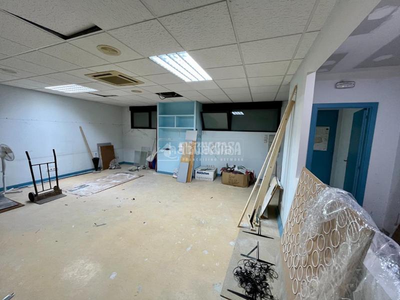 Foto 83d28d1e-7304-4b88-aa27-45d0137078ed. Local comercial  en venta en Huerta del Rey Valladolid